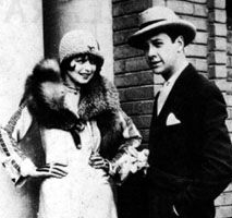 Flapper Photo IV_crop_213_200